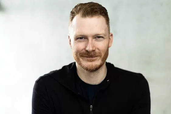 Khosla Ventures вкладывает 10 млн долларов в Иэна Кросби после краха Bench