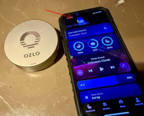 Ozlo erweitert Sleepbuds von Hardware zu einer Plattform, die mit Apps wie Calm zusammenarbeitet und deren SDK nutzt, um die Schlaf- und Wellnessdaten der Nutzer zu analysieren. Dies ermöglicht eine Optimierung der Inhalte und neue Einnahmequellen. Durch die Übernahme von Segotia plant Ozlo für 2027 die Einführung der EEG-Technologie und wird im zweiten Quartal einen Nachttischlautsprecher auf den Markt bringen. Das Unternehmen strebt an, über Verbrauchergeräte hinaus in den Bereichen Gesundheitswesen und Software-Abonnements zu wachsen.
