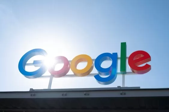Google aktualisiert seine KI-Suche und bietet nun „Expertenratschläge“ aus Reddit und Foren an