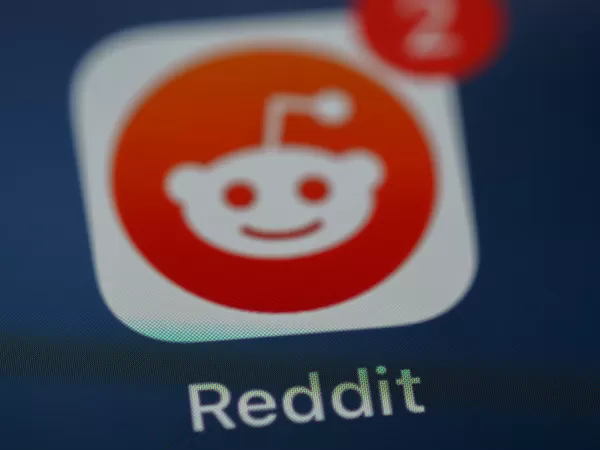 Reddit verklagt Anthropic wegen AI-Datenextraktionspraktiken