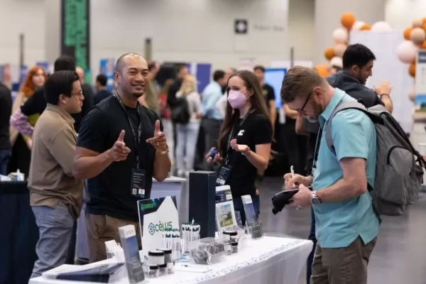 TechCrunch Disrupt 2025 將於舊金山舉行，為尋求在 10K+ 參加者 (包括投資人和媒體) 中曝光的新創公司提供最後的參展商席位。優惠包括品牌宣傳、潛在客源、媒體訪問和團隊通行證 - 請在售罄前趕快行動。