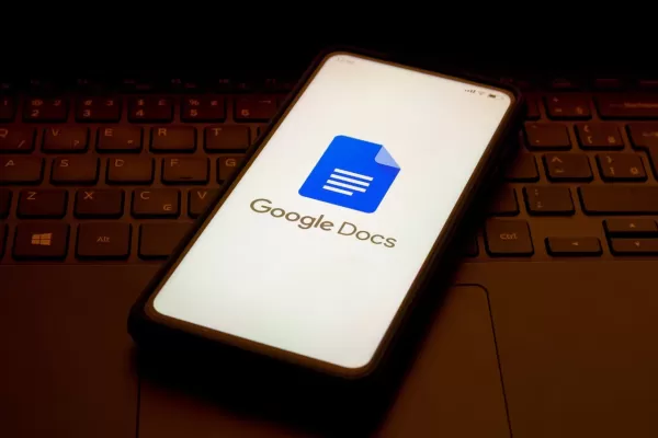 Google Docs Safety from AI Training Under Scrutiny