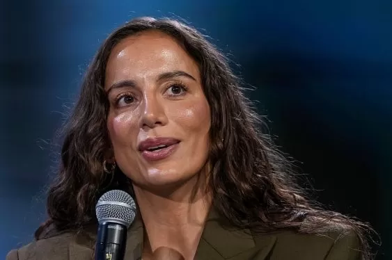 Mira Murati volta para os holofotes com uma abordagem cuidadosa