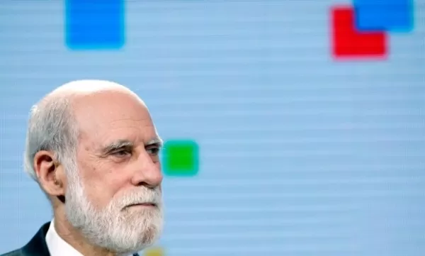 Vint Cerf Despliega un Plan para Implementar Agentes de IA en Internet Abierto