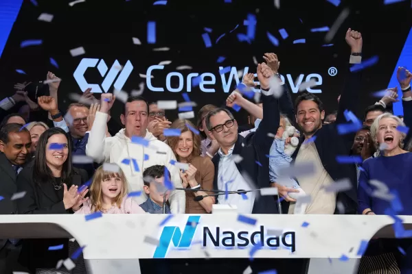 科大讯飞股东拒绝了人工智能公司 CoreWeave 提出的价值 90 亿美元的全股票收购要约。科大讯飞最大的股东认为科大讯飞可以独立获得更高的估值，因此提出了反对意见。