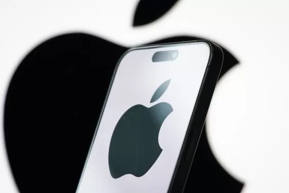 Apple acepta un acuerdo de 250 millones de dólares por la demora en el lanzamiento de Siri con inteligencia artificial
