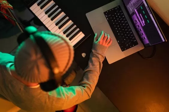 Stability AI unveils audio model capable of generating six-minute songs
