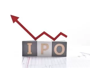 Anthropic Secretly Files for IPO Near $1 Trillion Valuation; Altman: Competition in Tech
