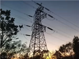 Франция вырывается вперед в гонке за искусственный интеллект благодаря дешёвой электроэнергии