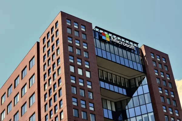 Microsoft aspira a crear una superinteligencia humanista como próximo avance en IA