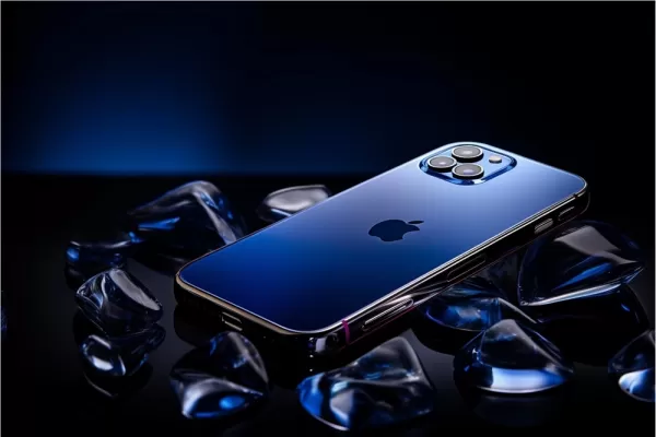 Apple nega atraso do Siri e confirma lançamento para 2026