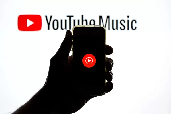 YouTube Music、トリビアと解説のためにAIを搭載したホストを試験的に導入
