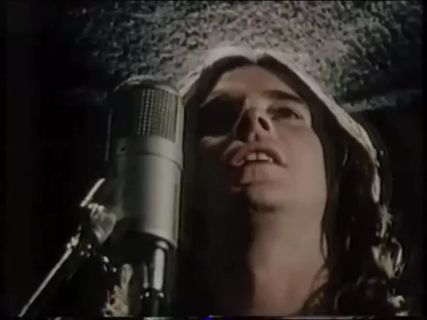 John Paul Young's 'Love Is in the Air' Remains a Timeless Classic