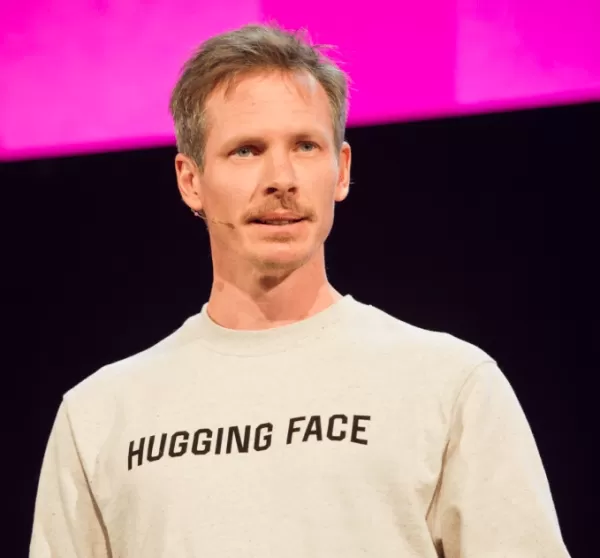 Le TechCrunch Disrupt 2025 AI Stage, qui se tiendra du 27 au 29 octobre à SF, accueillera des dirigeants de Character.AI, Hugging Face, Wayve et d'autres, qui discuteront de l'IA générative, des véhicules autonomes et de la sécurité nationale. Les sessions couvrent les perspectives des sociétés de capital-risque, la créativité axée sur l'IA, la technologie de défense et les outils de développement. L'inscription anticipée permet d'économiser jusqu'à 668 dollars avant le 26 septembre.